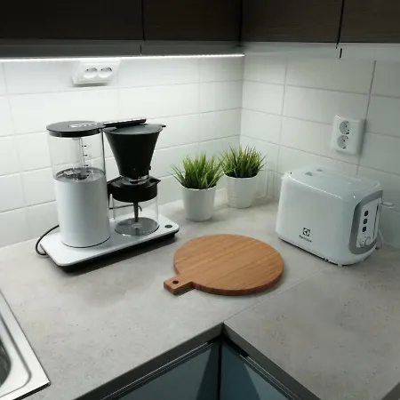 Apartment Style *
